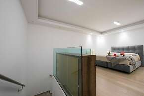 Rebecca Garden in Lugano