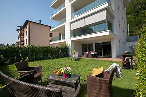 Rebecca Garden in Lugano