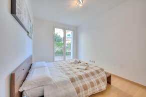 Rebecca Garden in Lugano