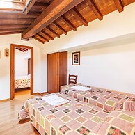 Hawthorn apt With Shared Pool Family fun