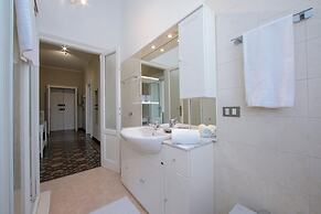 Residenza Oleandro Lake View Luino Center