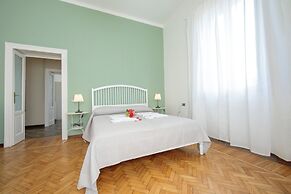 Residenza Oleandro Lake View Luino Center