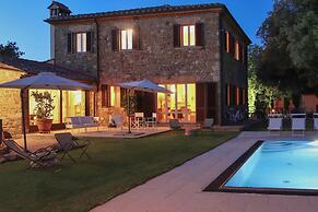 Villa Paradiso 8 in Casole d Elsa