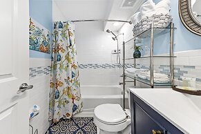 Salt and Light Surf & Racquet 204B