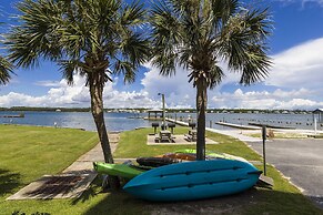 Salt and Light Surf & Racquet 204B