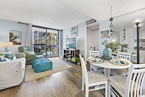 Salt and Light Surf & Racquet 204B