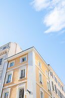 Les Petits Pavillons