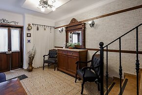 Rodina Suites