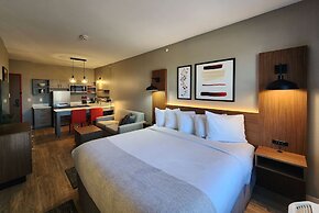 Hawthorn Extended Stay by Wyndham Del Rio