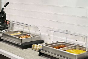 Hawthorn Extended Stay by Wyndham Del Rio