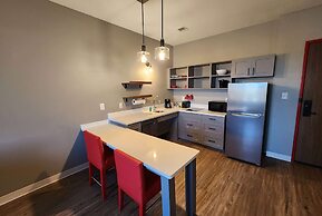 Hawthorn Extended Stay by Wyndham Del Rio