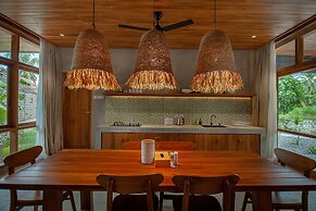 Diamond Beach Villas