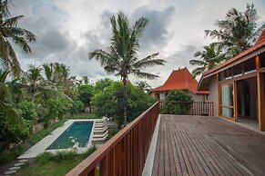 Diamond Beach Villas