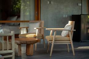 Diamond Beach Villas