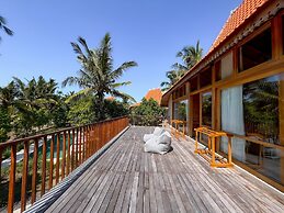 Diamond Beach Villas