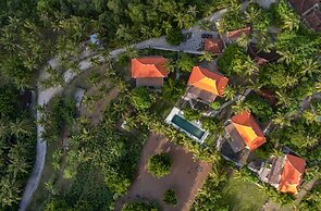 Diamond Beach Villas