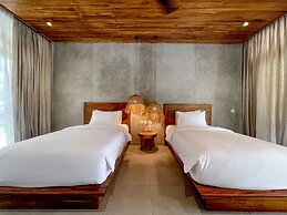 Diamond Beach Villas