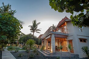 Diamond Beach Villas