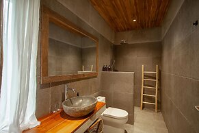 Diamond Beach Villas