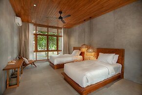 Diamond Beach Villas