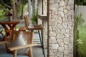 Diamond Beach Villas