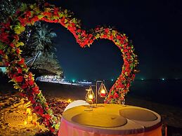 White Whale Beachfront Pool Villa