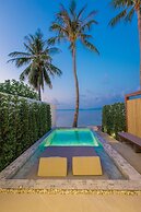 White Whale Beachfront Pool Villa