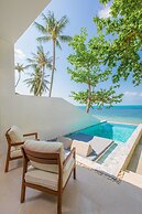 White Whale Beachfront Pool Villa
