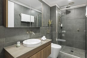 Punthill Essendon North