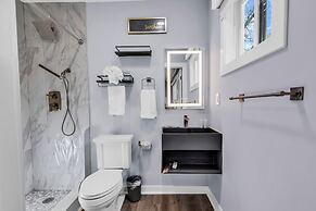 Luxury 3BR House in Charlotte