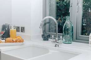 The Oak - Brand new Countryside 2 Bedroom Annex - From 165 Per Night