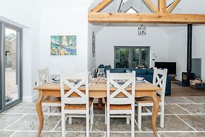 The Oak - Brand new Countryside 2 Bedroom Annex - From 165 Per Night