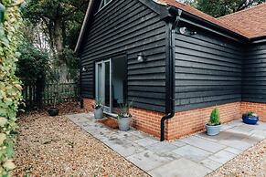The Oak - Brand new Countryside 2 Bedroom Annex - From 165 Per Night