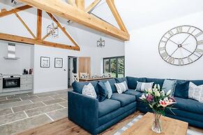 The Oak - Brand new Countryside 2 Bedroom Annex - From 165 Per Night
