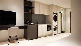 The Connoisseur Residence Hotel