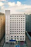 The Connoisseur Residence Hotel