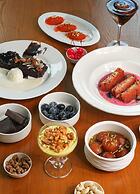 Tea Tree Suites Manipal