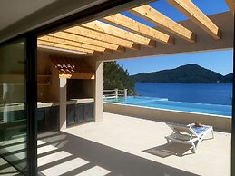 Beachfront Villa Brulupes