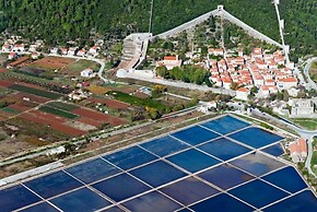 Beachfront Villa Brulupes
