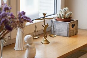 Gdynia Świętojańska Apartment by Renters