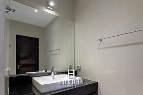 Luxury 5 Bedroom Pool Villa B11B