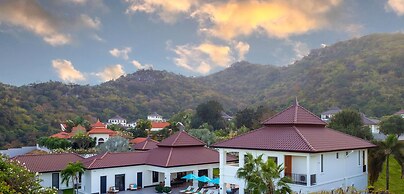 Luxury 5 Bedroom Pool Villa B11B