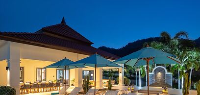 Luxury 5 Bedroom Pool Villa B11B