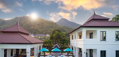 Luxury 5 Bedroom Pool Villa B11B