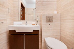 Willa 4 Pory Roku by Renters