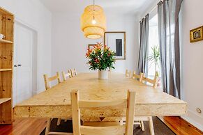 The Palm Leaf SOC in Lisboa Ciudad