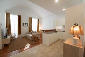 Beach Waves Apartment