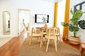 Beach Waves Apartment