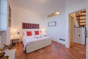 Incanto Sul Lago Pied Dans L' Eau