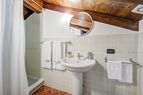 Incanto Sul Lago Pied Dans L' Eau